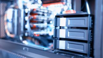 Квантовите компютри са задаваща се заплаха за банковата сигурност