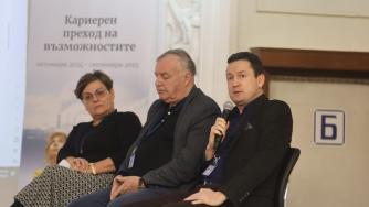 Големият бизнес има полза да подкрепя по-малките предприемачи