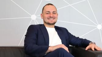 Зарядните станции на „Електрохолд“ са близо до хората