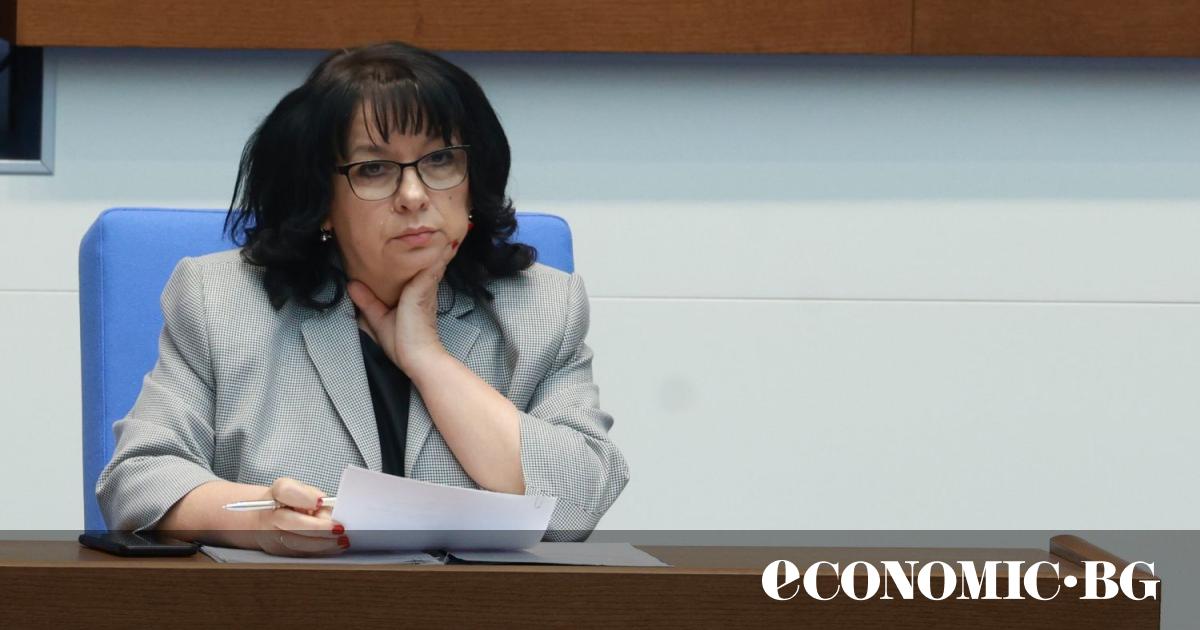 В първите дни на правителството (гласувано на 16 януари) водещите