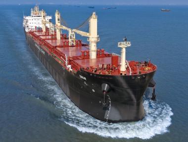 „Параходство БМФ“ получи 32 300-тонния кораб „Сакар“