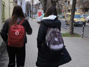 Вечерни новини: Българското образование е в криза; Хотелиери вдигат цените