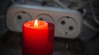 Окончателно: ЕРП-тата ще платят държавната помощ на останалите без ток по Коледа