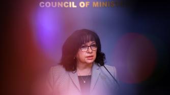 Новините от седмицата: Петкова разчита на феноменални приходи; Какво става с IT пазара