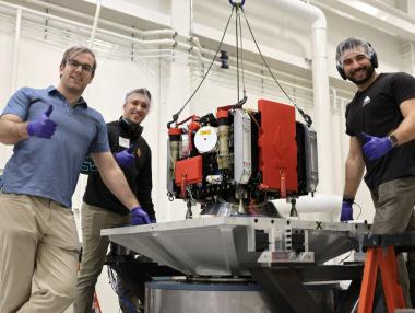 Частна компания изпраща историческа мисия за добив на ценни метали от астероид