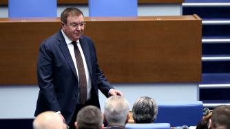 ДПС-Доган иска Костадин Ангелов да бъде махнат от Коалиционния съвет