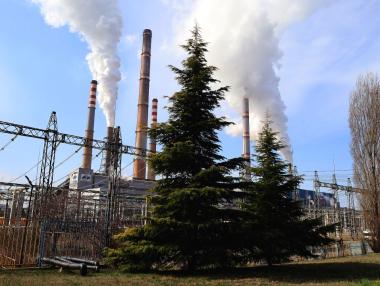 Вечерни новини: Търси се купувач за ТЕЦ „Марица изток 3“; ЕК напомни на България за ПВУ