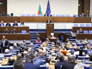 Депутатите приеха на първо четене „възможния“ бюджет за 2025 г.