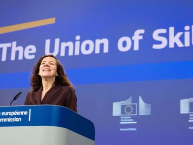 Европейската комисия стартира Съюза на уменията