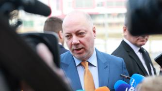 България иска да пренасочи неусвоените пари по ПВУ за отбрана