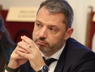 „С риск за неизпълнение“: Амбициозните приходи в Бюджет 2025 не дават шанс за корекции