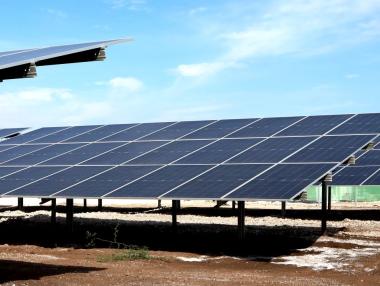 Гръцката Terna разработва 130 MW соларна централа край Бургас