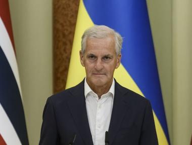 Норвегия увеличава драстично финансовата помощ за Украйна