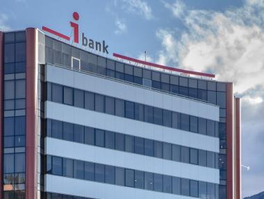 iBank засилва екипа си с двама опитни лидери
