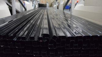 Тръмп налага допълнителни 25% мита върху канадските алуминий и стомана