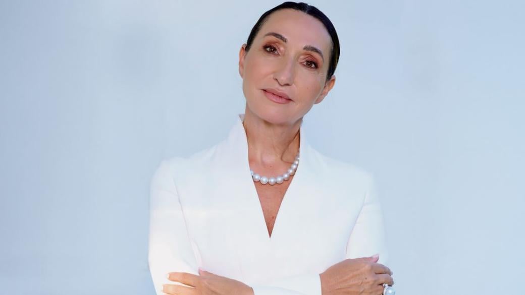 Елена Кристиано... жена, майка, професионалист