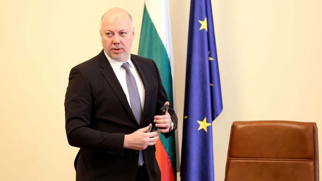 „Всичко възможно“: Желязков търси начини да гарантира приходите в Бюджет 2025