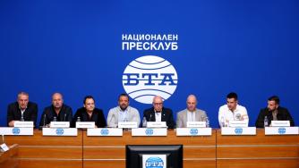 Ресторантите заплашват клиентите с драстичен скок на цените