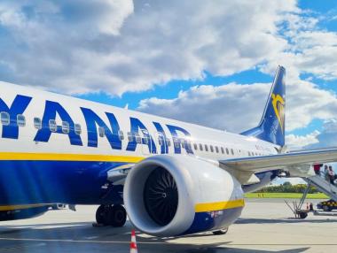 Ryanair въвежда глоба за закъсняващи пътници