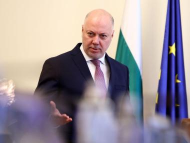 Властта се оправда за „космическата“ цена на магистралата „Русе – Велико Търново“