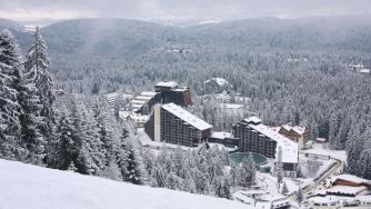 Боровец свали цените на ски картите: Изгодни локации за зимни спортове през март