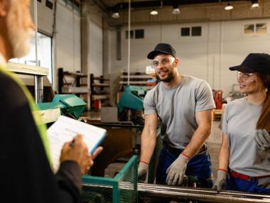 Тийнейджъри на работа