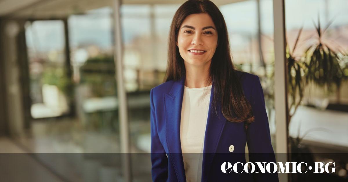 Kamelia Mineva is Executive Director and Member of the Management