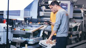 Безгранични възможности: Ловешките етикети, достигнали пет континента