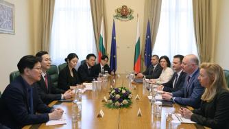 България иска да форсира новите ядрени блокове в „Козлодуй“