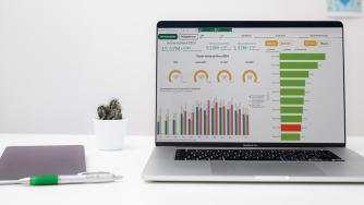 Автоматизация на анализа: Системата, която слага край на догадките за продажбите