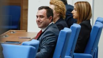 Без дебат за енергетика: НС избра Младеновски за председател на КЕВР