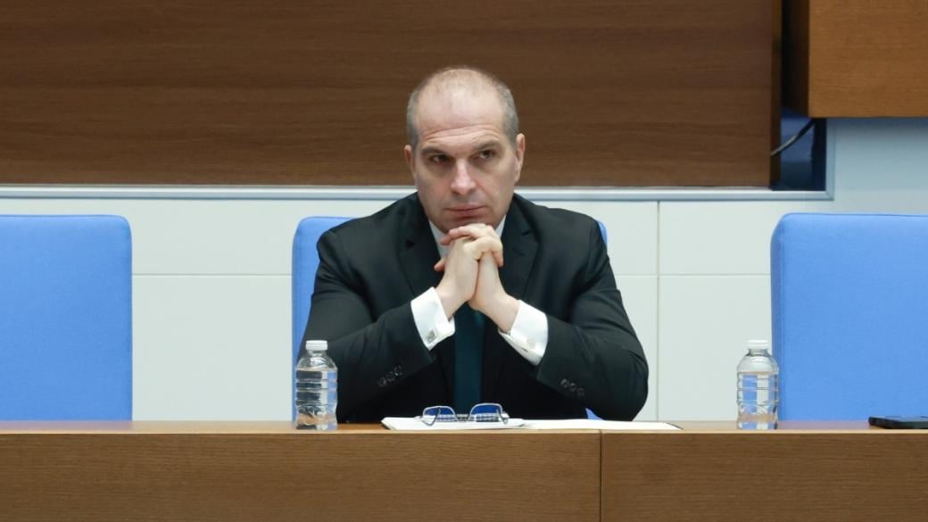 Караджов обяви срока за концесията на Летище Пловдив