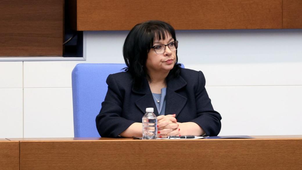 Обратно на минус: Бюджетът за февруари записа 1 млрд. лева дефицит