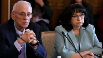 Bulgarian Finance Ministry to fill budget deficit with huge loans