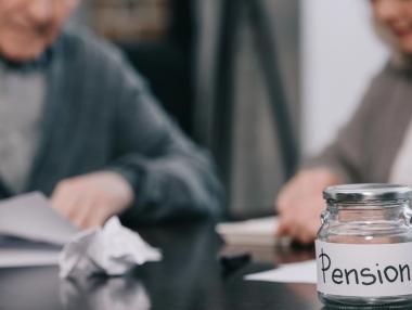 Вторите пенсии автоматично ще преминат в евро