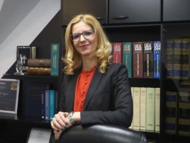 Доверявайте се на опитен консултант