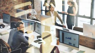 Ще увеличи неравенството: Колко работни места ще удари AI?