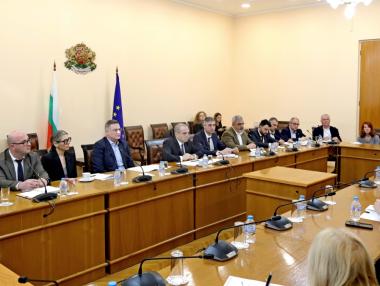 Транспортният министър ще преструктурира „БДЖ – Товарни превози“