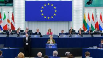 ЕС отвърна на САЩ с 25% мита върху много американски продукти