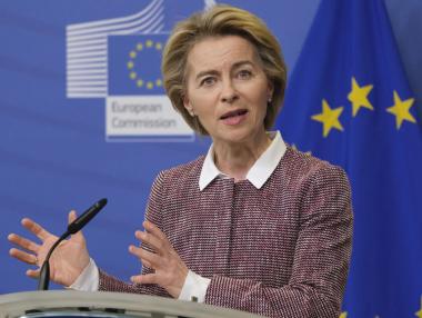 Европейският съюз отлага контрамерките срещу американските мита за 90 дни