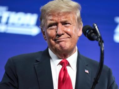 Сривът на облигациите е накарал Тръмп да размисли за митата