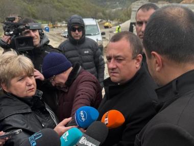 Изведнъж се оказа, че пътят Мездра – Лютидол може да бъде пуснат през юни