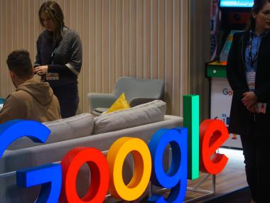 Нова вълна съкращения: Google уволни стотици от Android и Chrome отделите