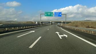 Вечерни новини: Максималната скорост по магистралите пада; Риск от ръст в задлъжнялостта