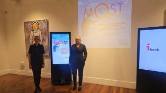 Когато банката срещне изкуството: iBank застава зад съвременните български художници