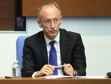 Държавата обмисля стипендии за кандидат-студенти по математика и природни науки