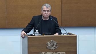 Вечерни новини: Борисов обяви завод за барут за 420 млн. евро; Две фирми в търга за разширяване на „Чирен“