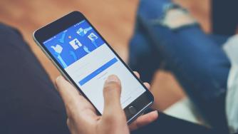 ЕК глоби Apple и Meta със стотици милиони заради неспазване на закона