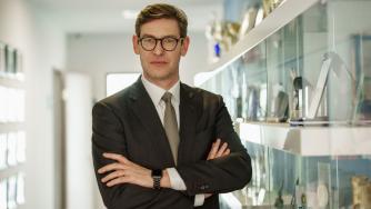 Кристоф Де Мил официално е новият главен изпълнителен директор на ОББ