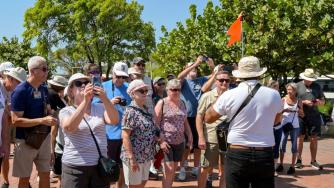 „Излишна бюрокрация“: Трябва ли да има задължителна квалификация за екскурзоводите?